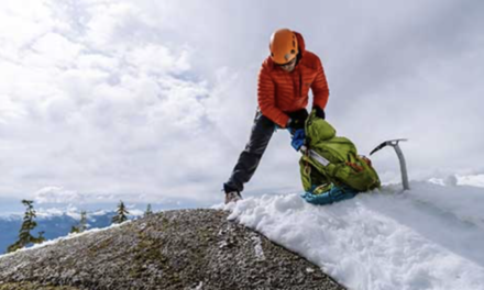 Odin Lifaloft Down Hybrid Insulator de Helly Hansen, la jaqueta ideal per als esquiadors de muntanya i amants de les activitats a l’aire lliure