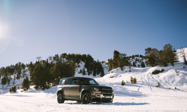 Grandvalira acull de nou l’experiència única de conducció sobre neu al circuit Land Rover
