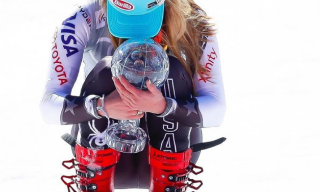 Mikaela Shiffrin torna als entrenaments a la neu pensant en la Copa del Món