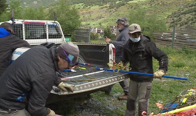 Recollida de brossa a Grandvalira després de la temporada d’hivern