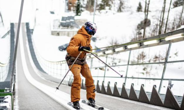 El doble front flip de Fabian Bösch al trampolí d’Engelberg en imatges