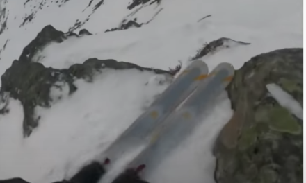 Kilian Jornet s’atreveix a esquiar la via d’escalada Halls Renne