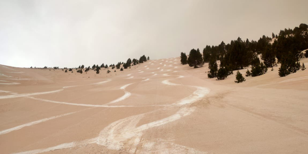 Les millor fotos de com la sorra del Sahara va cobrir les estacions d’esquí