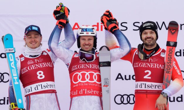 Els millors moments de l’slàlom guanyat per Kristoffersen a Val d’Isere