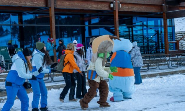 Grandvalira celebra el Dia Mundial de la Neu acostant la neu a infants amb Trastorn de l’Espectre Autista