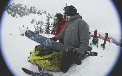 FULLY FERAL: The 4FRNT Team es torna boig a les Cascade Powder Guides