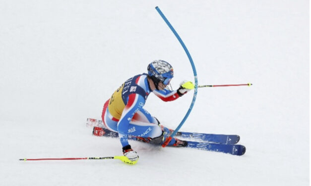 Clément Noël després de renovar amb Dynastar, Lange i Look fins el 2028: “Espero seguir fent història amb aquestes marques als Jocs Olímpics”