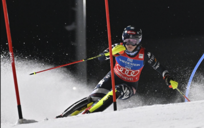 Shiffrin torna a meravellar sota la lluna de Courchevel i aconsegueix la seva 105a victòria a la Copa del Món