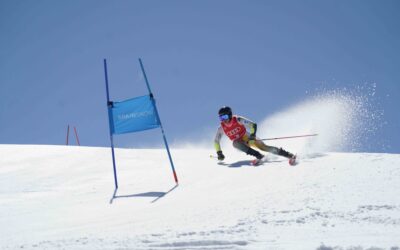 La jove Nur Torres (17 anys) i Albert Ortega, campions d’Espanya de gegant a La Molina